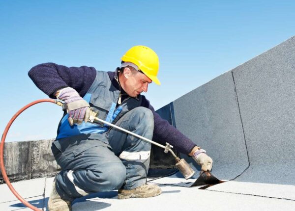 Plat Dak Installatie en Reparatie